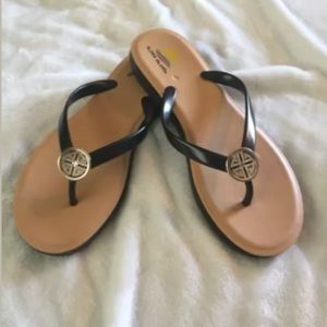 Aloha Island Sandles Black Strap With Gold Accent